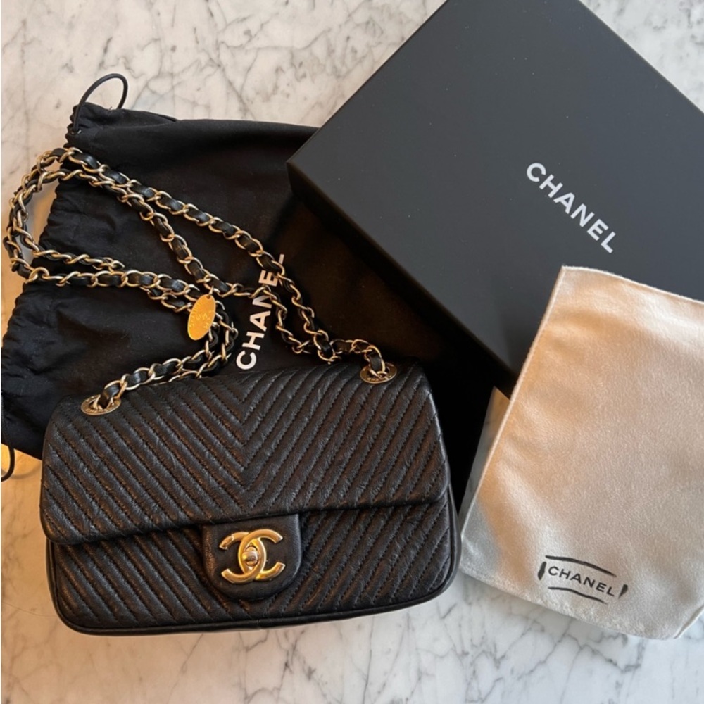 Chanel Trendy Flap Bag (Rectangular)- Vintage Black w/Gold hardware - BEAUTIFUL!